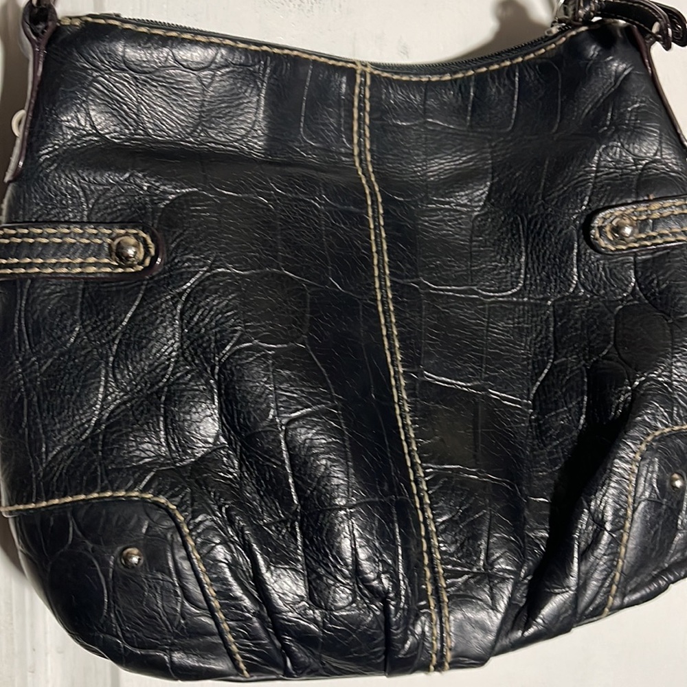 Tignanello leather purse shoulder crossbody bag 12 wide 9” tall - Picture 5 of 11